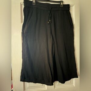 Eileen Fisher Black Capri Pants